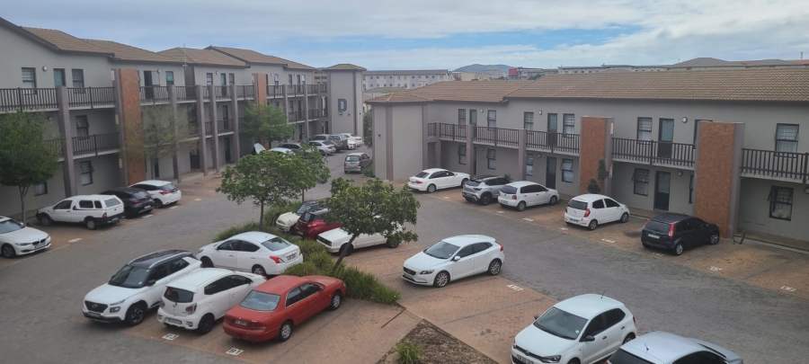2 Bedroom Property for Sale in Parklands Western Cape